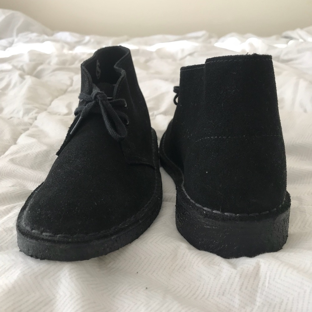 LIKE NEW Clark’s Originals Desert Chukka Boot